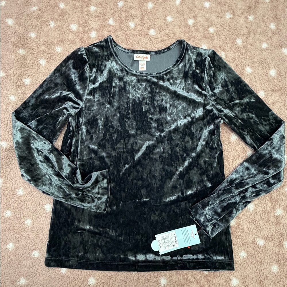 Cat & Jack Women's Long Sleeve Velvet Top - Black